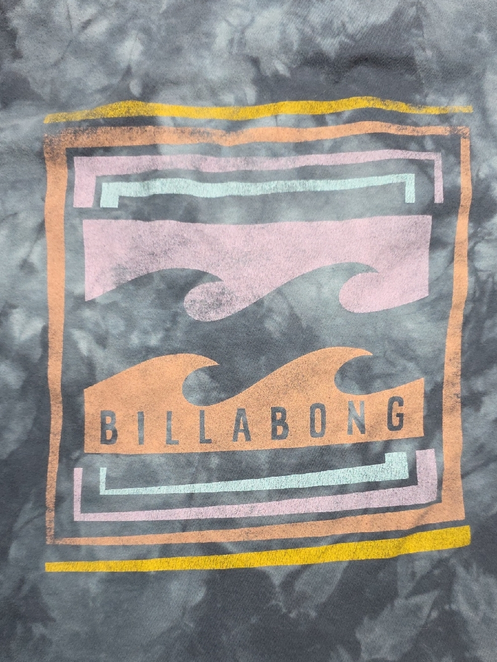 Billabong Rough Waves  Distressed Tie Die Oversized Woman's Tee Shirt Sz XS